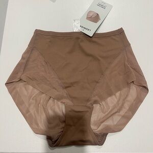 NWT Leonisa Compression Underwear Thong Lace Brown